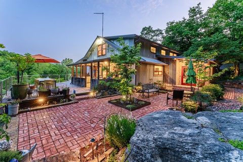 Photo of 11362 S Whitehouse Road, Fayetteville, AR 72701 (MLS # 1342493)