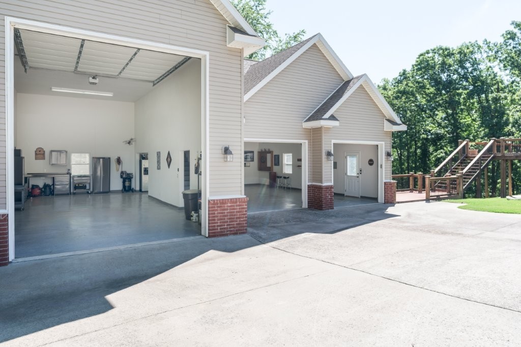 Point At Falls Hollow, The Rurban - Residential