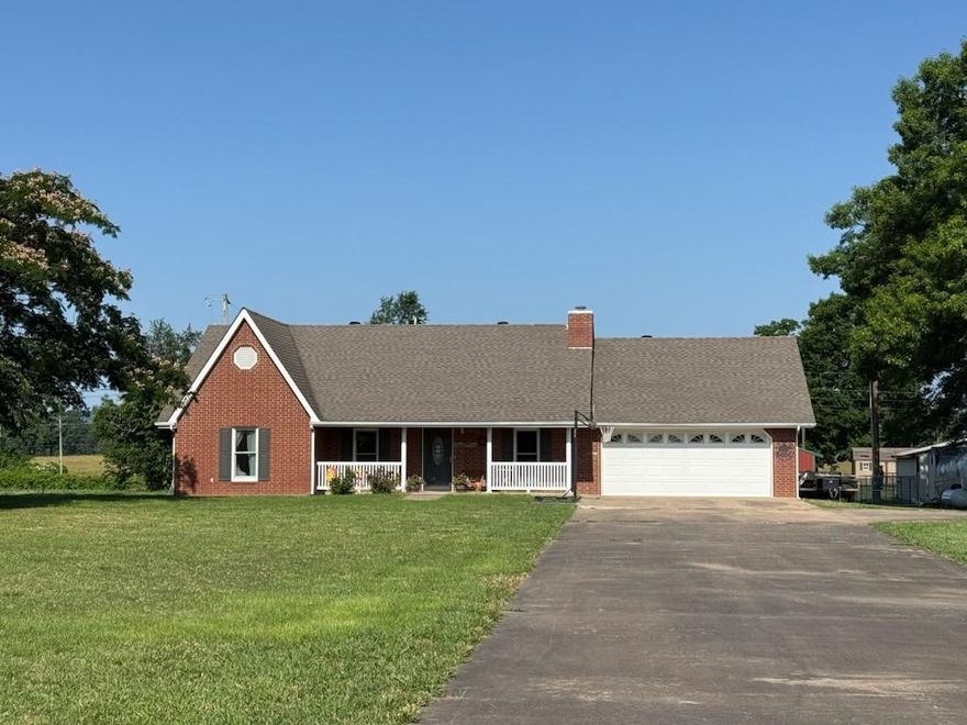 Welcome to your dream home in the most desirable neighborhood of Marshall, AR—a quiet, friendly town nestled in the scenic Ozark Mountains of Central Arkansas! This charming 3-bedroom, 2-bath home offers comfort, functionality, and style. Set on a spacious 1-acre lot, the home boasts brand-new windows, granite countertops, solid wood cabinets. A large living room and separate dining area provide ample space for family and entertaining. The real wood-burning fireplace now has convenient propane logs to enjoy cozy evenings year-round. Step outside to a large, covered patio with ambient lighting, perfect for relaxing or hosting family cookouts. Additional features include a 2-car attached garage with a bolted-down storm cellar (negotiable), and a huge 22’x34’ detached garage/shop in the backyard—ideal for projects, storage. Located near endless outdoor activities like fishing, hunting, kayaking, canoeing, horseback riding, hiking, and camping. Just a short drive from one of the South’s top vacation spots, Branson,​​‌​​​​‌​‌​​​‌‌​​​‌‌‌​​‌​​‌‌​​​​ MO!