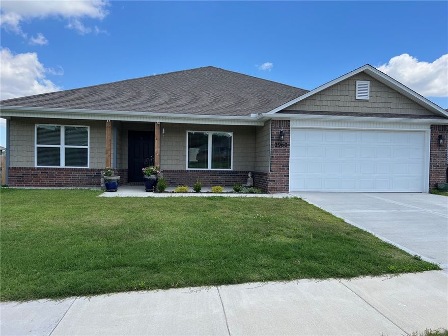 Situated in a desirable west Fayetteville neighborhood, this home offers the perfect blend of comfort and convenience. Residents enjoy easy access to scenic parks, walking and biking trails, and a variety of local dining and shopping options. The area also features well-regarded schools, community spaces, and entertainment venues, making it an ideal setting for both relaxation and everyday living. Whether you're looking to enjoy the outdoors or explore the city's vibrant culture, this location puts it all within reach.