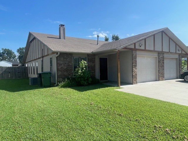 Completely updated 3 bed, 2 bath duplex in Sundance Acres, Rogers. This home features a cozy fireplace in the living room, an attached garage, and a fully fenced yard. Lawn care is included for added convenience. Enjoy a central location close to shopping, restaurants, I-49, and the movie theater. Spacious layout with modern updates throughout makes this a great place to call home.**NO PETS**