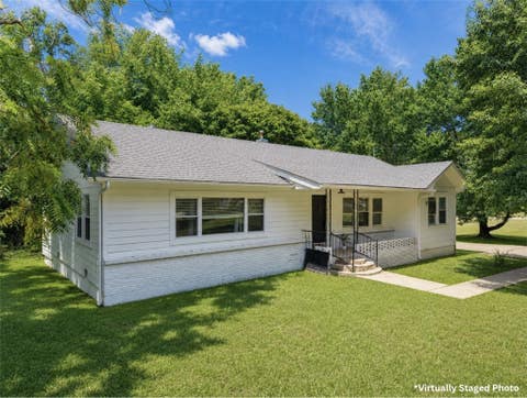 Photo of 1781 Old Wire Road, Fayetteville, AR 72703 (MLS # 1356442)