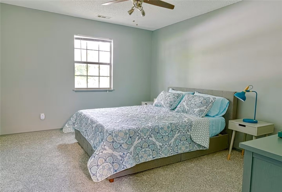 W A Burks Add Bentonville - Residential Lease