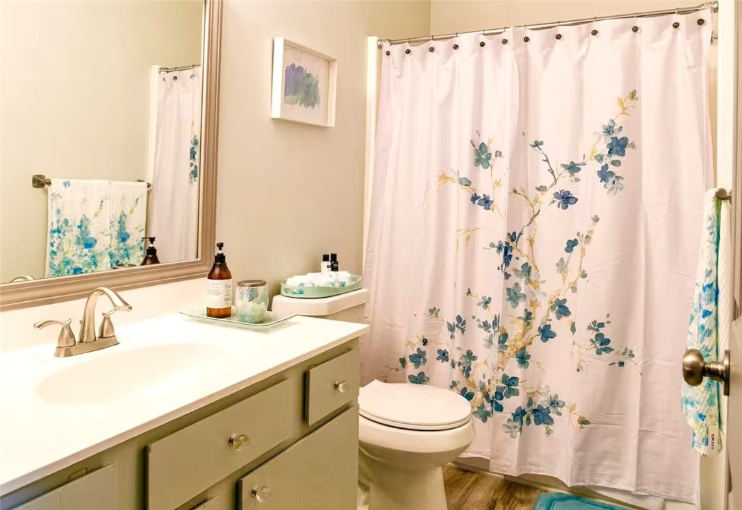 W A Burks Add Bentonville - Residential Lease