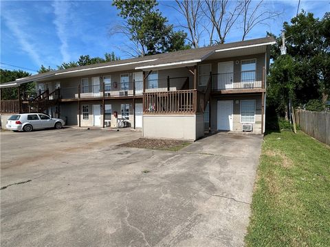 Photo of 1414 S Powell Street 201 #201, Springdale, AR 72764 (MLS # 1340729)