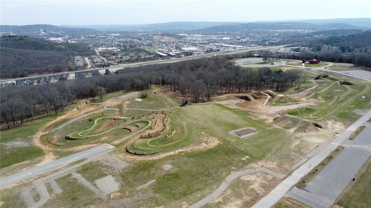 Fayetteville Outlots - Land