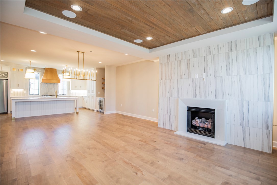 Pinnacle Heights - Residential Lease