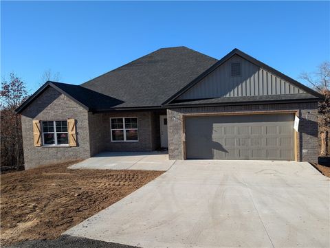 Photo of 8 Fountainhall Circle, Bella Vista, AR 72715 (MLS # 1331809)