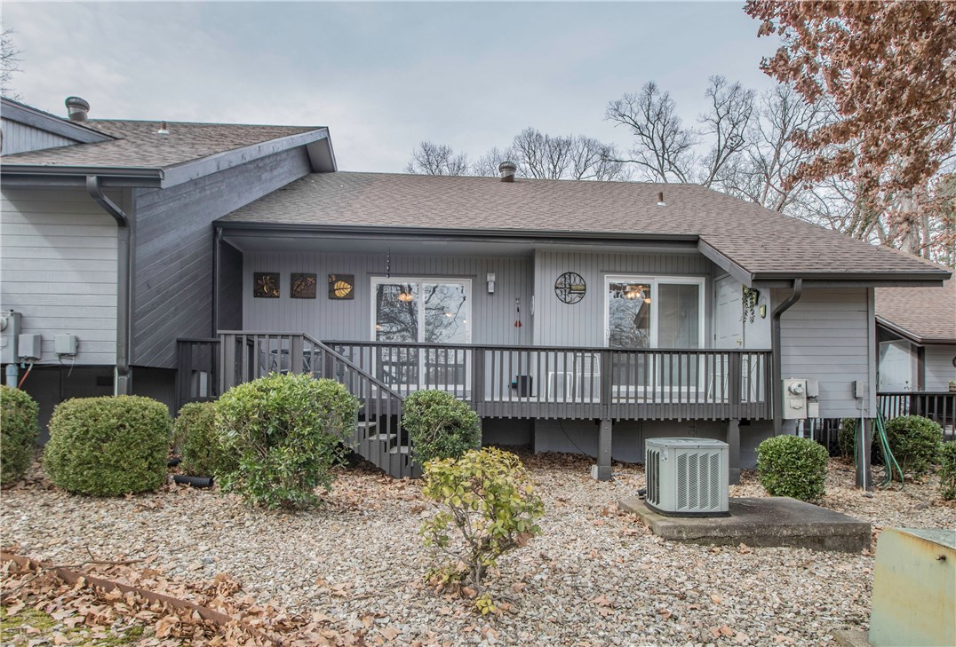 Melanie Courts Bvv - Residential