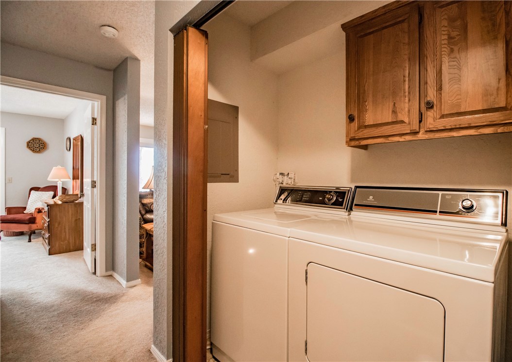 Melanie Courts Bvv - Residential