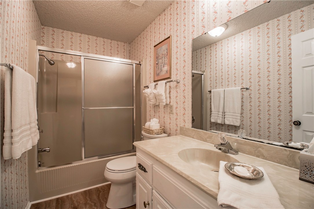 Melanie Courts Bvv - Residential