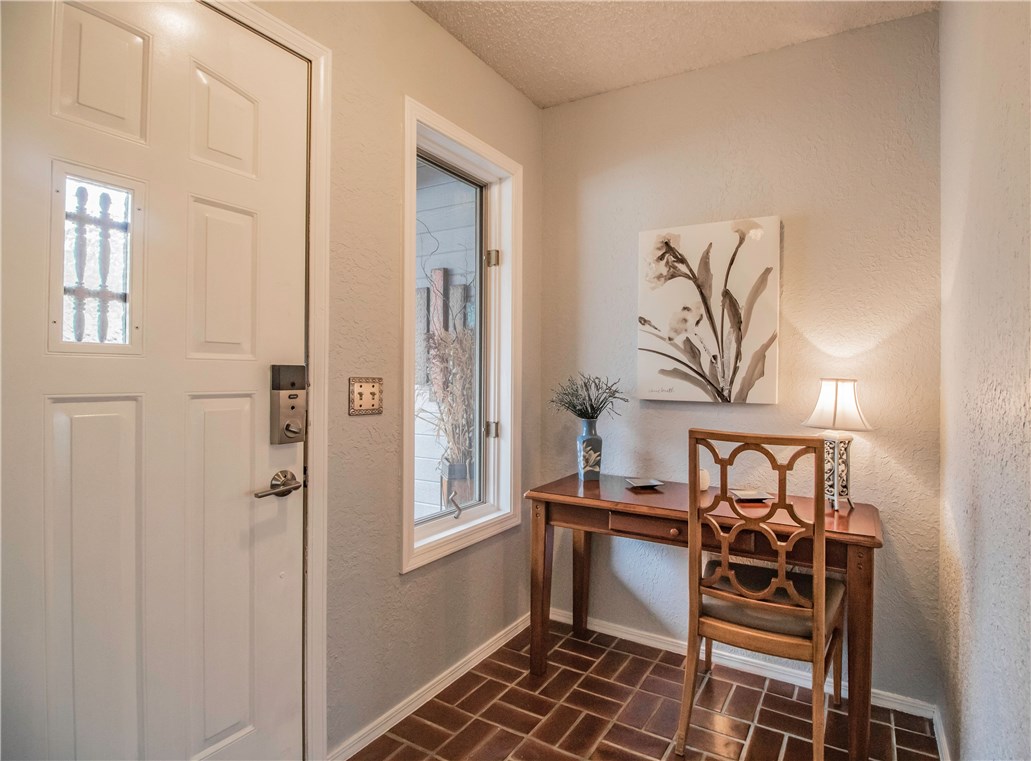 Melanie Courts Bvv - Residential