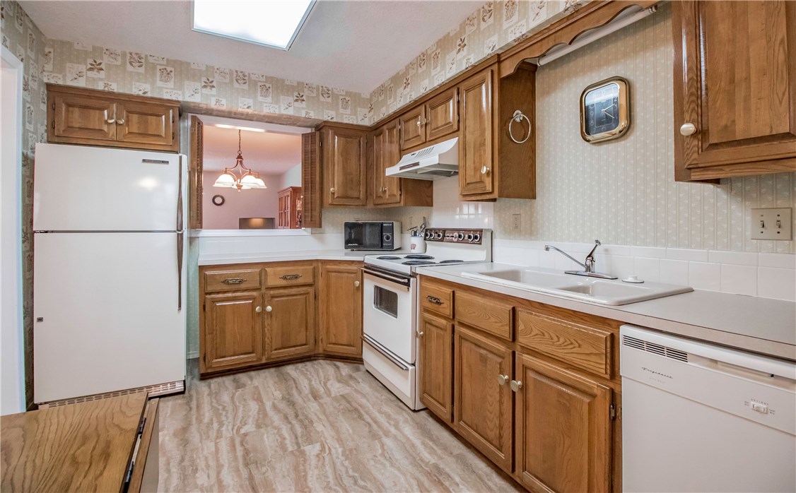 Melanie Courts Bvv - Residential