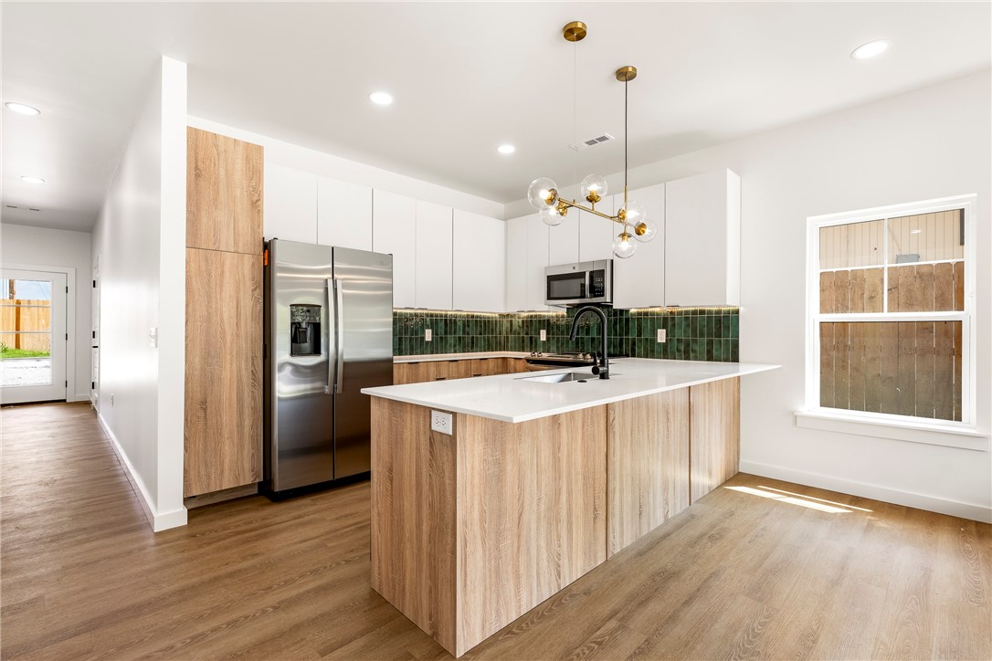 B & W Heights - Residential Lease