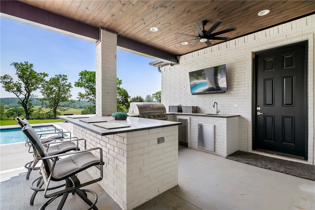 Holt Capital Llc Sub - Residential