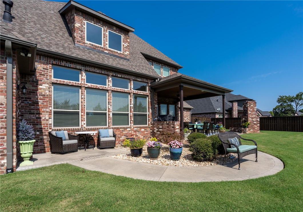 Oak Tree - Residential