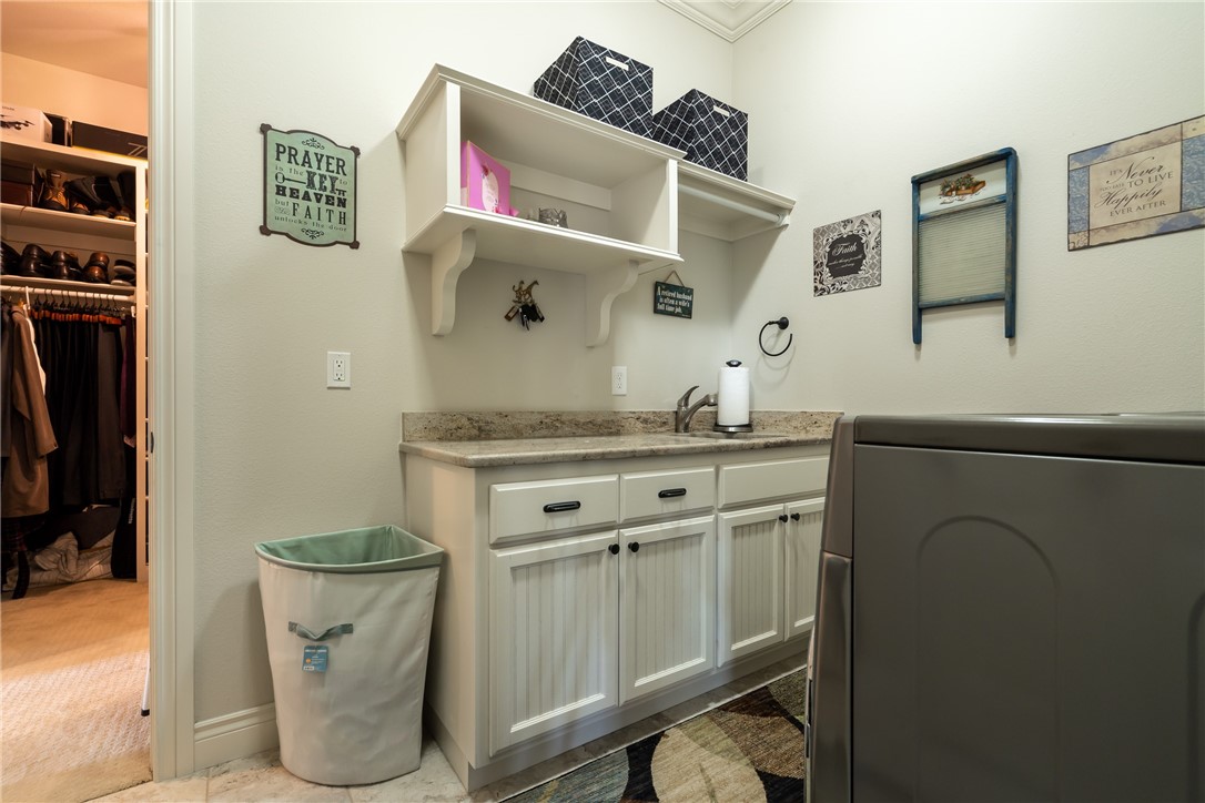 Oak Tree - Residential