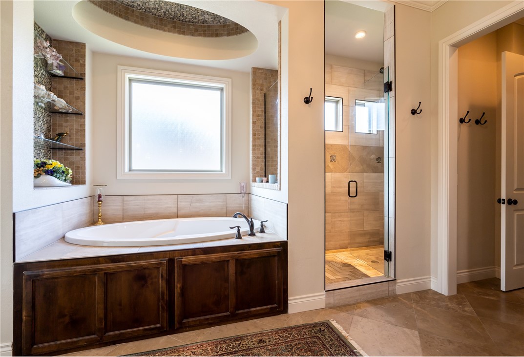 Oak Tree - Residential