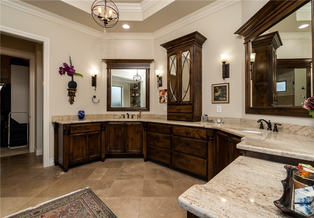 Oak Tree - Residential