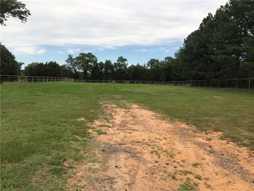 Nice level building lot in great area.