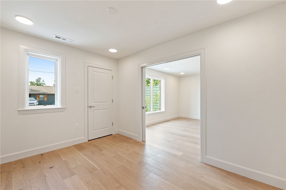 ORCHARD ADD-BENTONVILLE - Residential