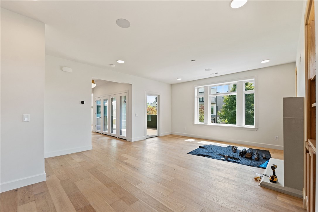 ORCHARD ADD-BENTONVILLE - Residential