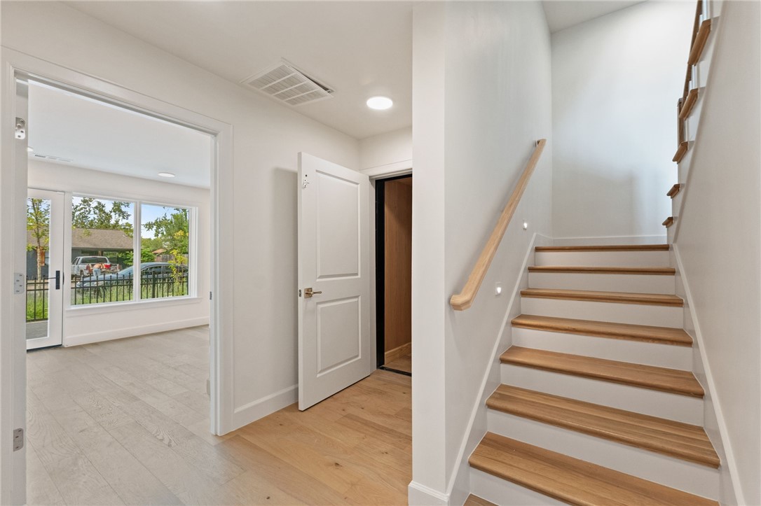 ORCHARD ADD-BENTONVILLE - Residential