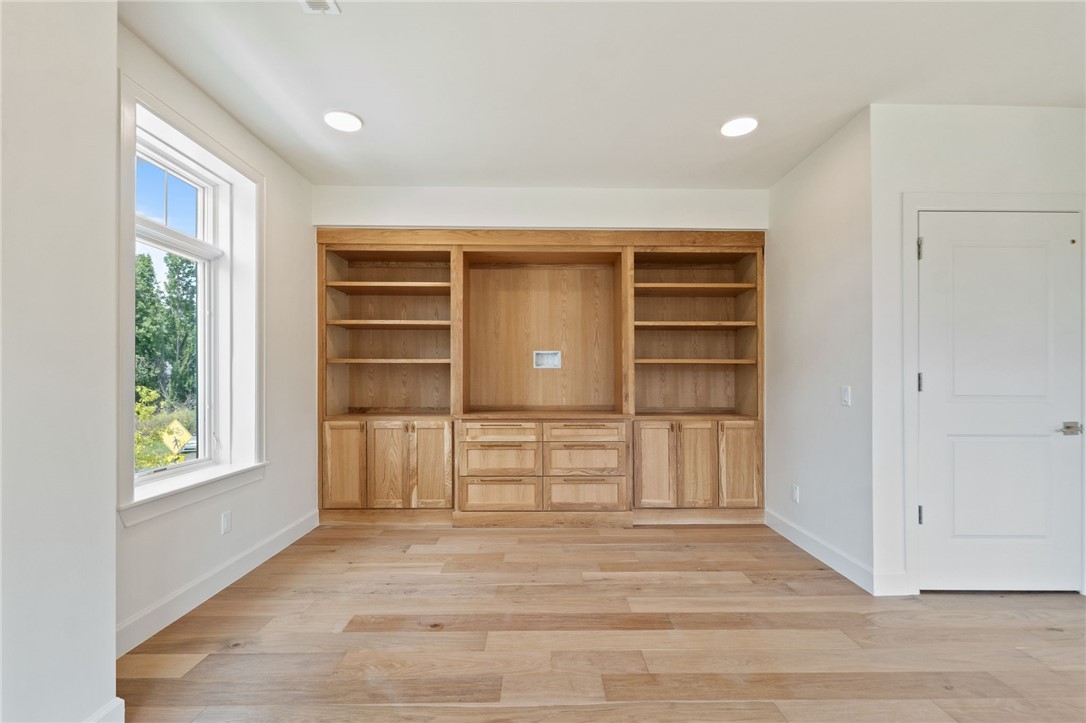 ORCHARD ADD-BENTONVILLE - Residential