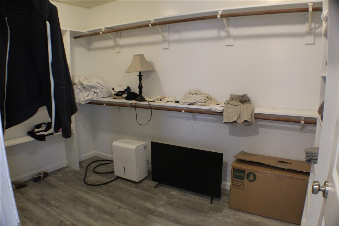 Essex Sub Bvv - Residential Lease