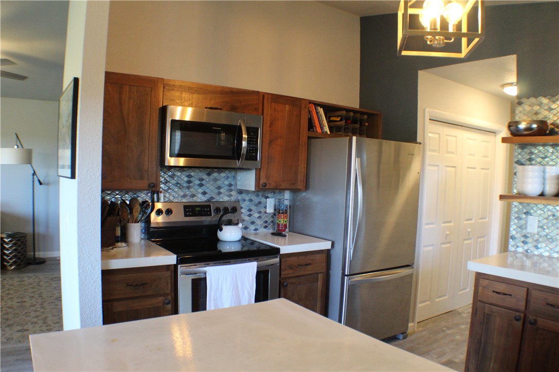 Essex Sub Bvv - Residential Lease