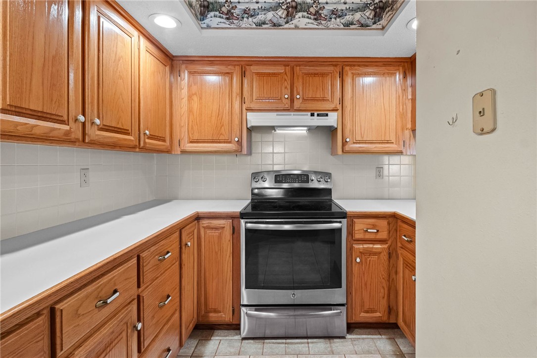 Windsor Place Sub Rogers - Residential