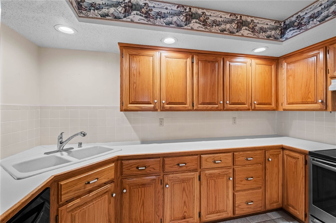 Windsor Place Sub Rogers - Residential