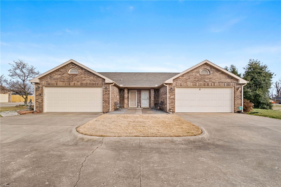 Windsor Place Sub Rogers - Residential