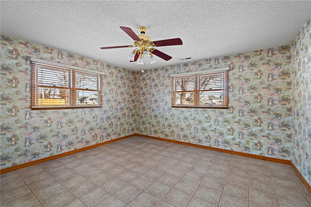 Windsor Place Sub Rogers - Residential