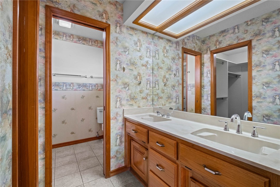 Windsor Place Sub Rogers - Residential