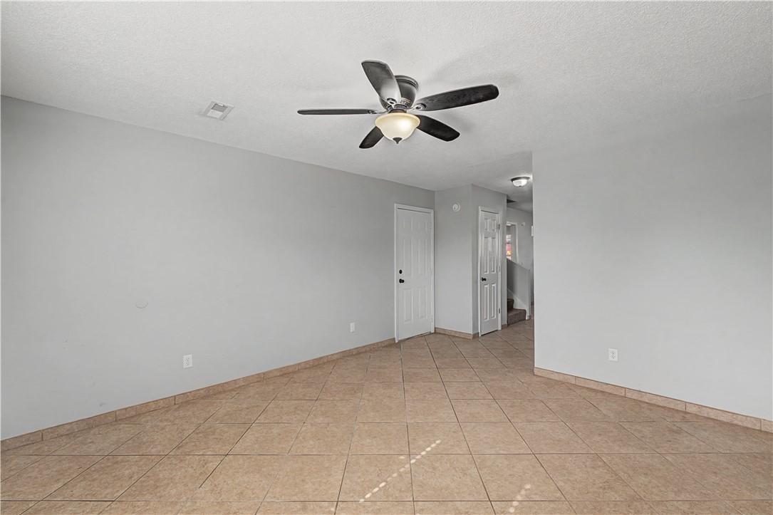 Carriage Square Sub Bentonville - Residential