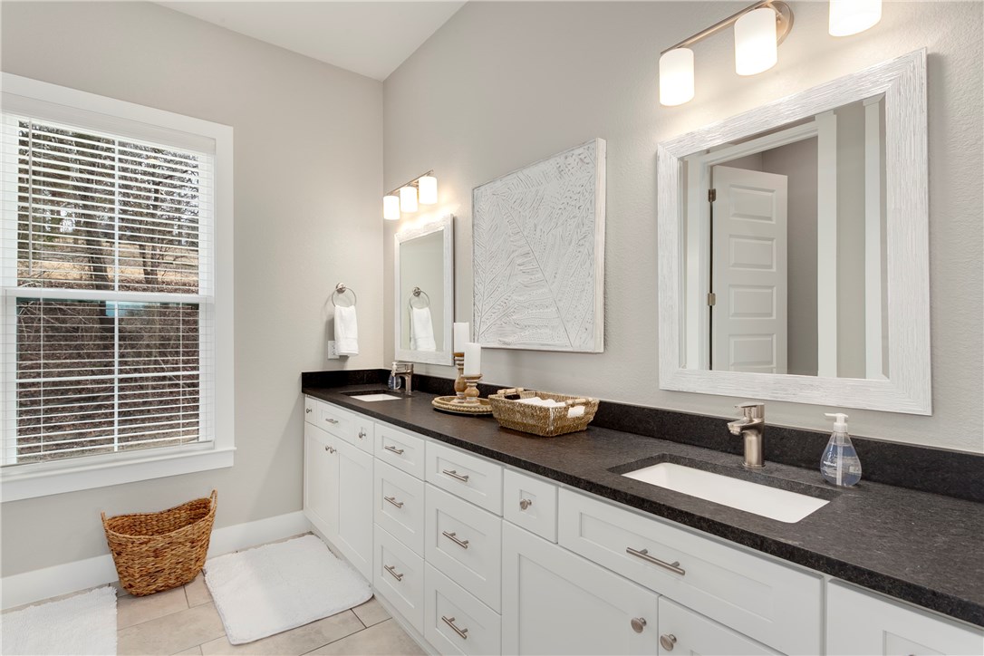 Shady Cove Sub - Residential