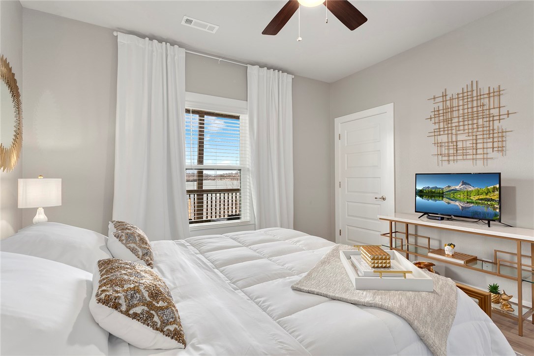 Shady Cove Sub - Residential