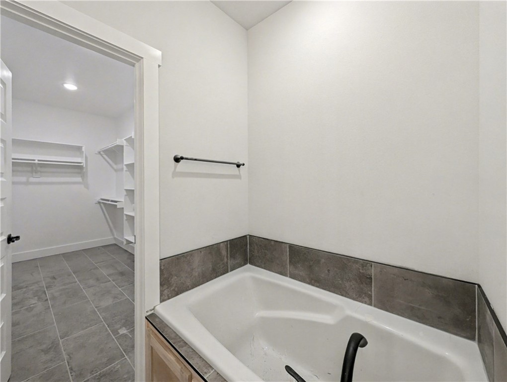 Walnut Grove - Residential Lease