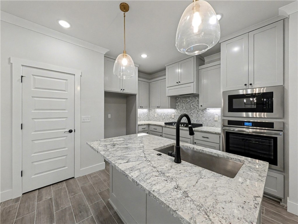 Walnut Grove - Residential Lease