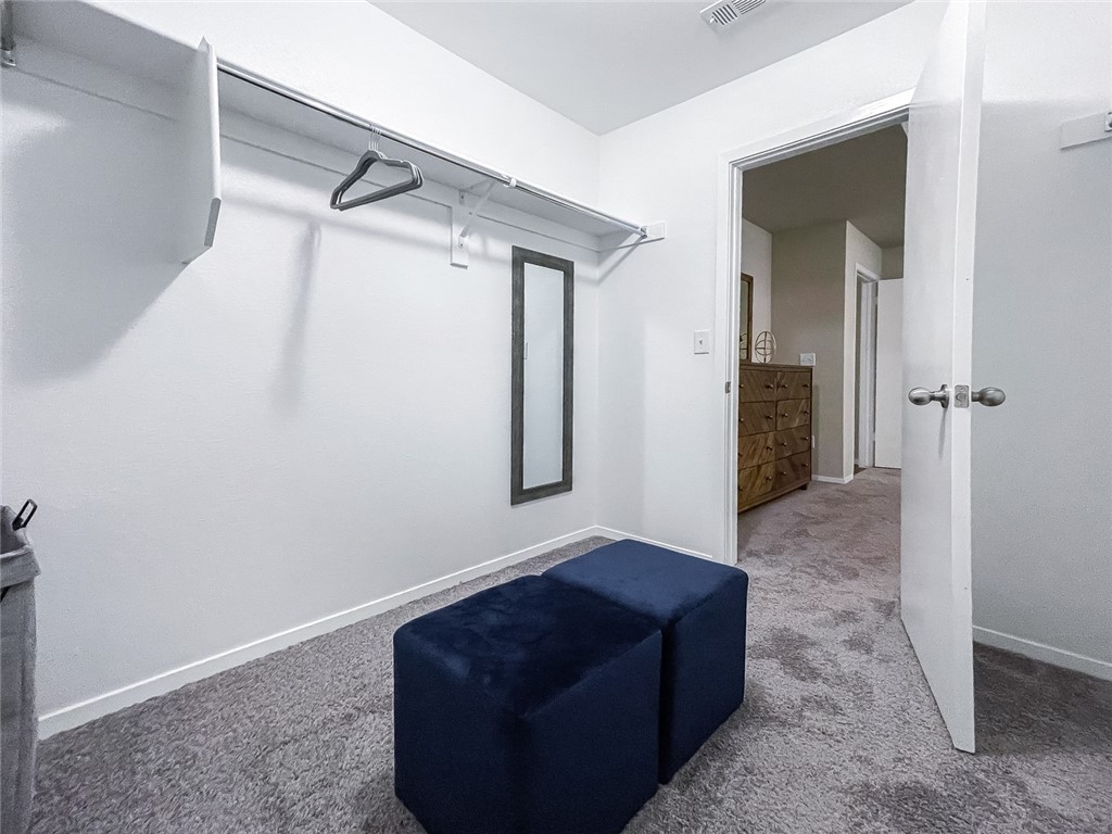 WALNUT HILL SUB PH IV-PEA RIDGE - Residential