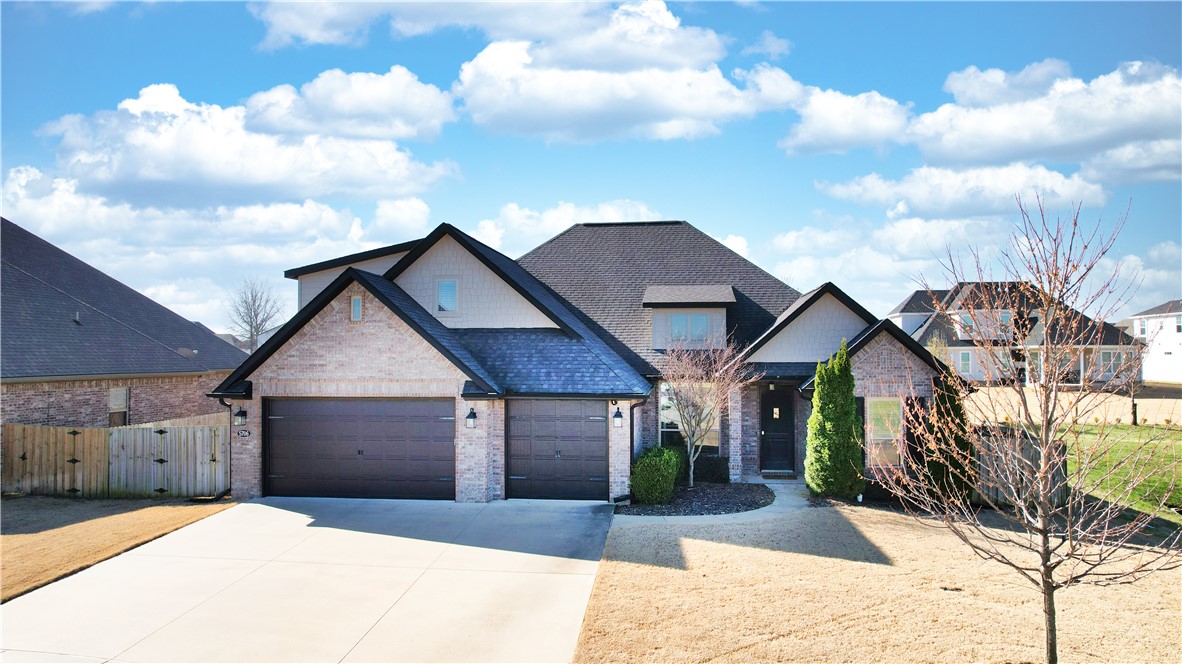 Grand Pointe Sub Rogers - Residential