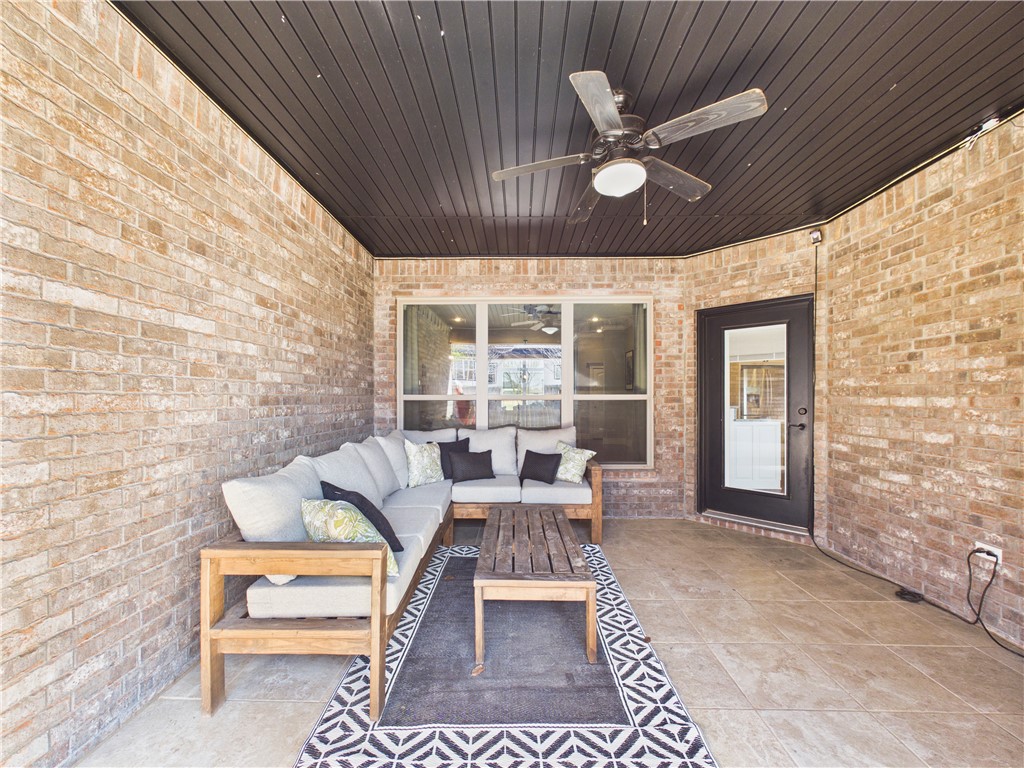 Grand Pointe Sub Rogers - Residential