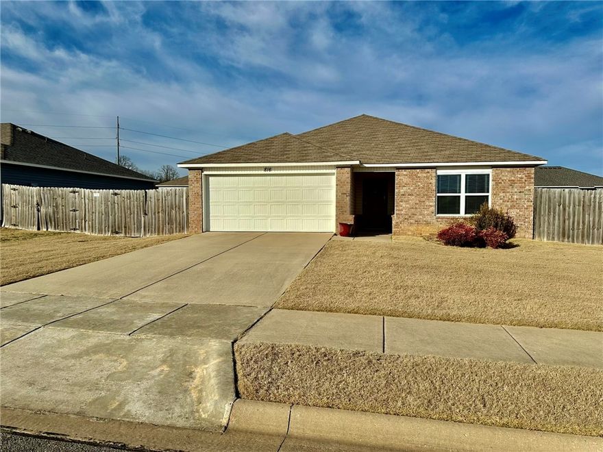 Great opportunity to rent a well-maintained 3-bedroom, 2-bath home built in 2018, conveniently located just minutes from the Walmart Home Office and everything Bentonville has to offer. This move-in ready home features an open-concept layout with plenty of natural light, neutral finishes, and comfortable living space—perfect for relaxing or entertaining. The home also includes a fenced backyard and a garage, offering both privacy and convenience. **$250 non-refundable pet fee per pet**