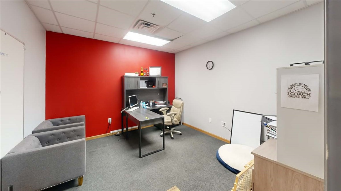 Springdale Outlots - Commercial Lease