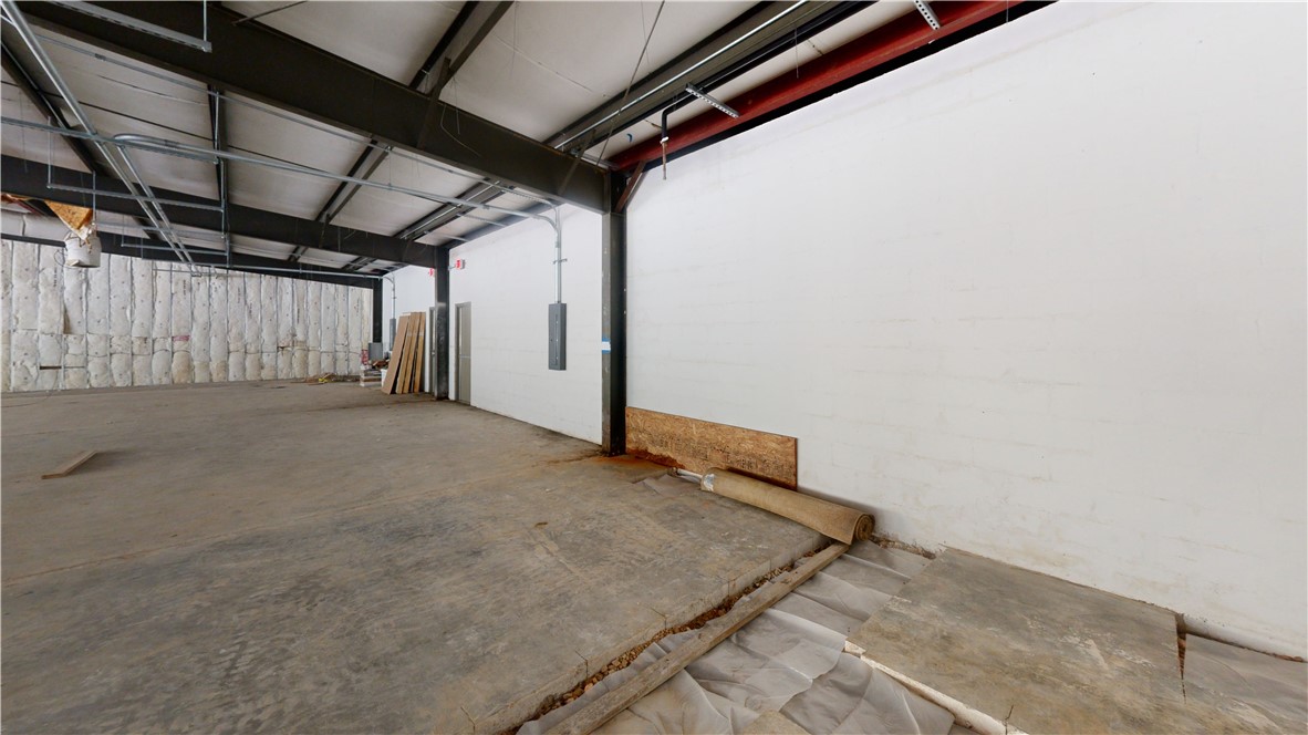 College Market Add - Commercial Lease