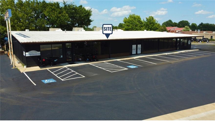 Last space available! Nearby to many retailers and restaurants. Within close proximity to Interstate 49. Located in the heart of Fayetteville.