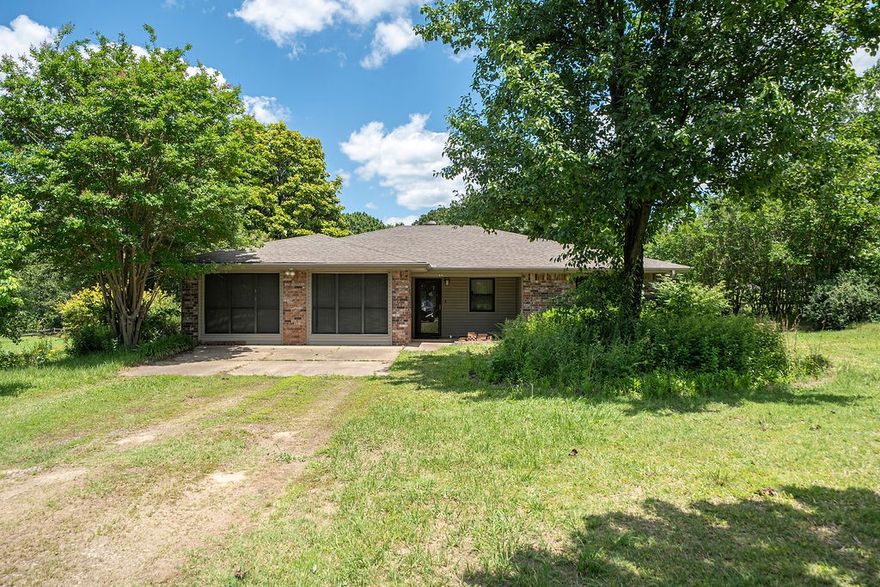 Tucked away at the end of a cul-de-sac in a quiet Alma neighborhood, this home gives you space to spread out with the bonus of RV parking and a detached garage. Inside, it’s a simple, functional layout with three bedrooms, two baths, and over 2,000 square feet to make your own. The open living area connects easily to the kitchen, and you'll find thoughtful touches like ceiling fans, blinds, and a laundry setup ready to go. Easy access to schools, parks, shopping, and even the fire station means everyday errands—and peace of mind—are just around the corner.