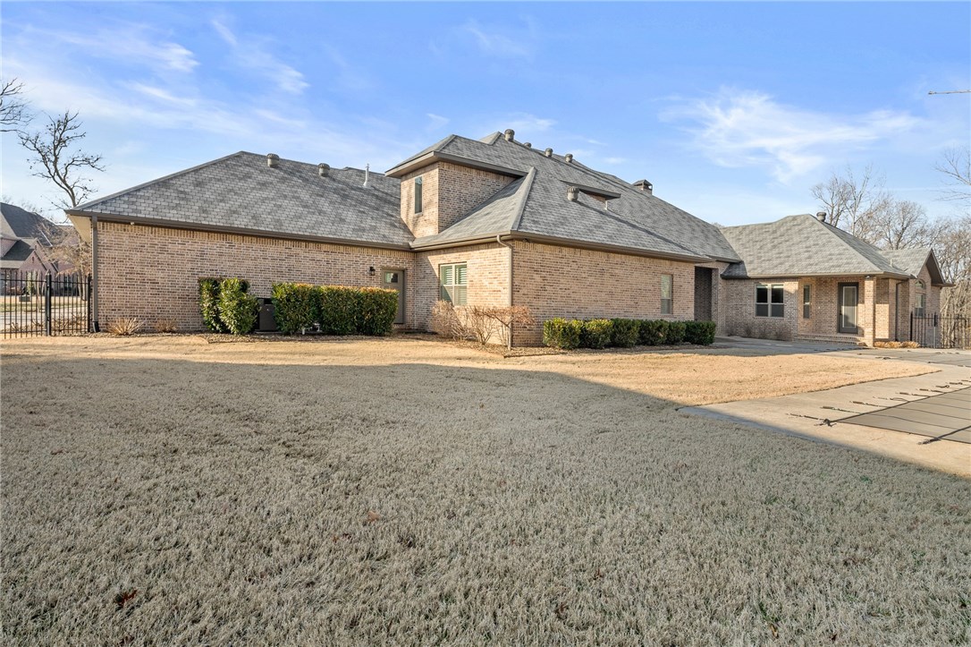 Oak Tree Centerton - Residential