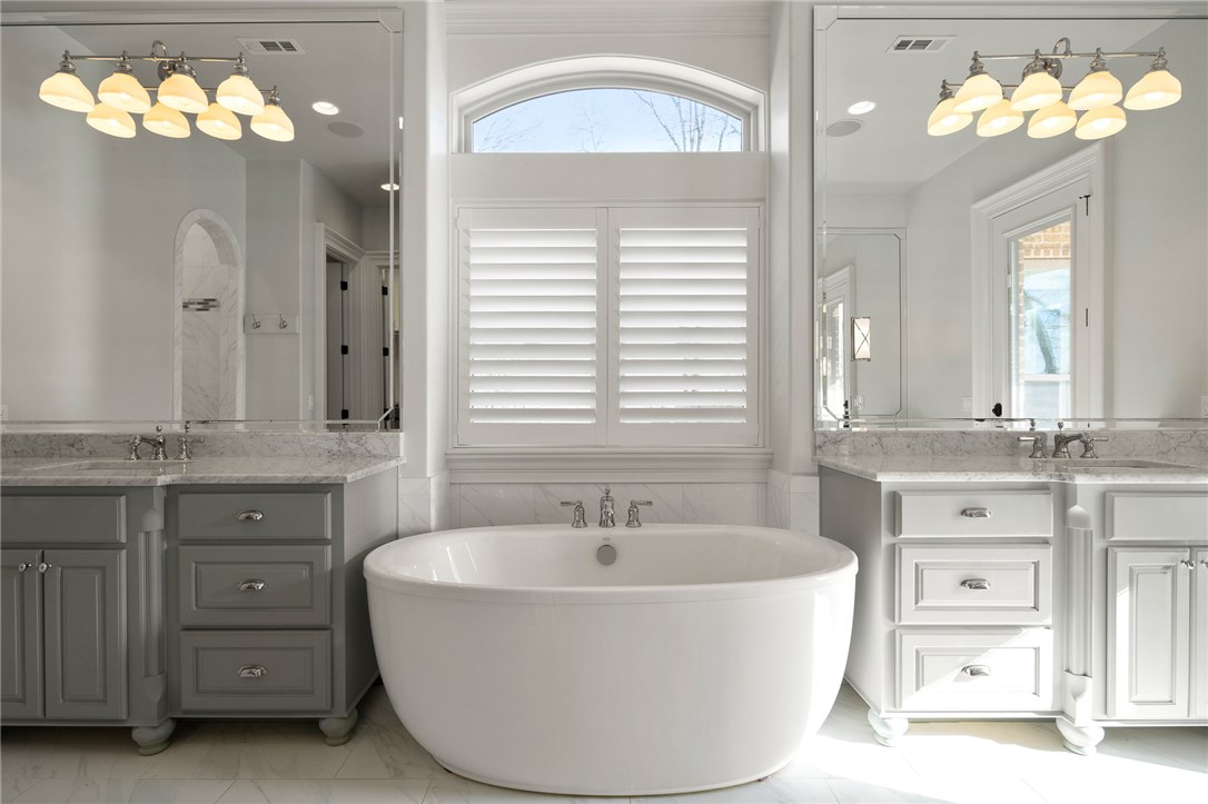 Oak Tree Centerton - Residential